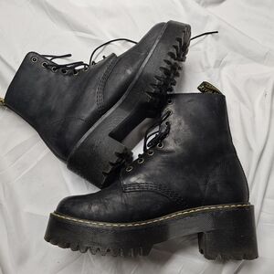 Dr Marten Platform Boots